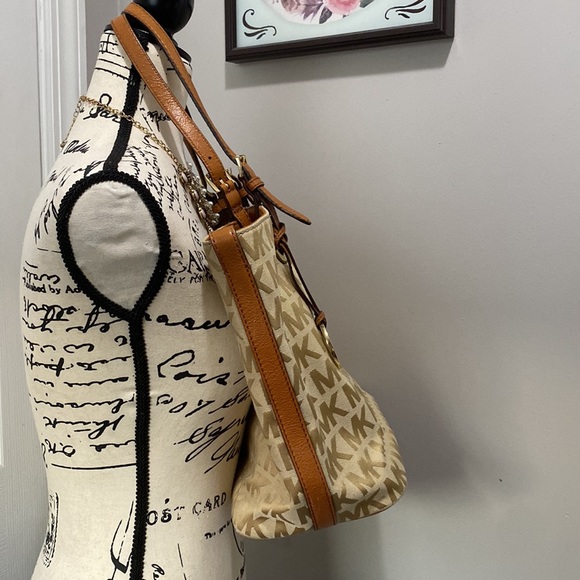 Michael Kors Tote - Picture 5 of 12